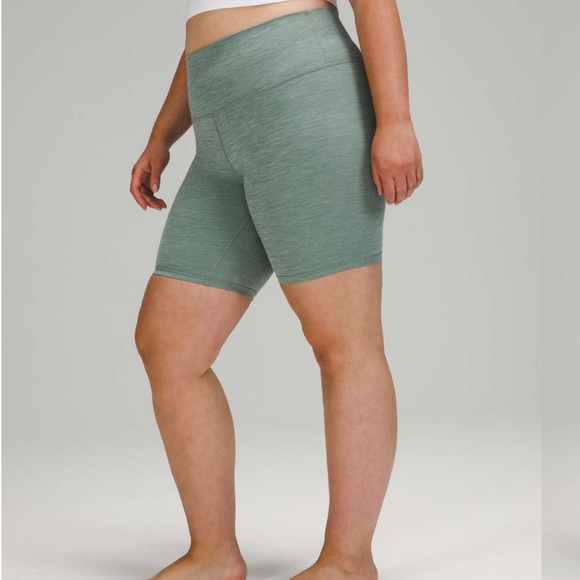 Lululemon Align Short 8"
Heathered Tidewater Teal size 4 - Picture 2 of 4